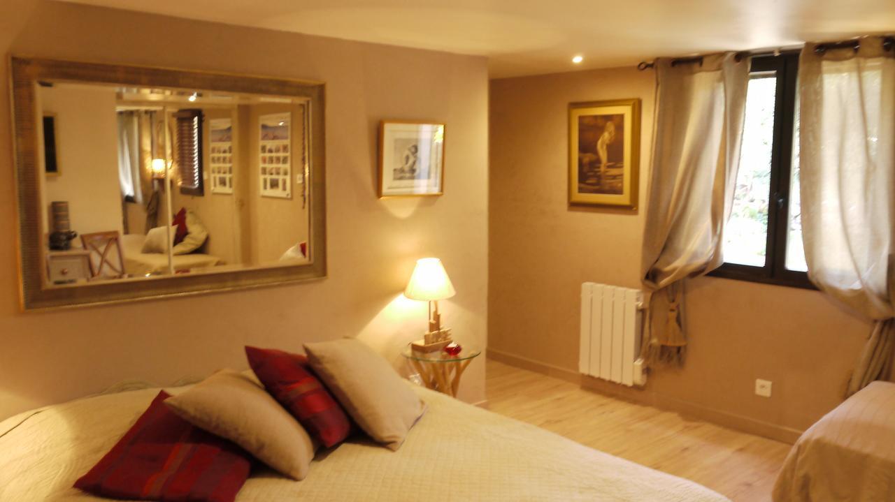Bed and Breakfast Longo Mai Sillans-la Cascade Exterior foto