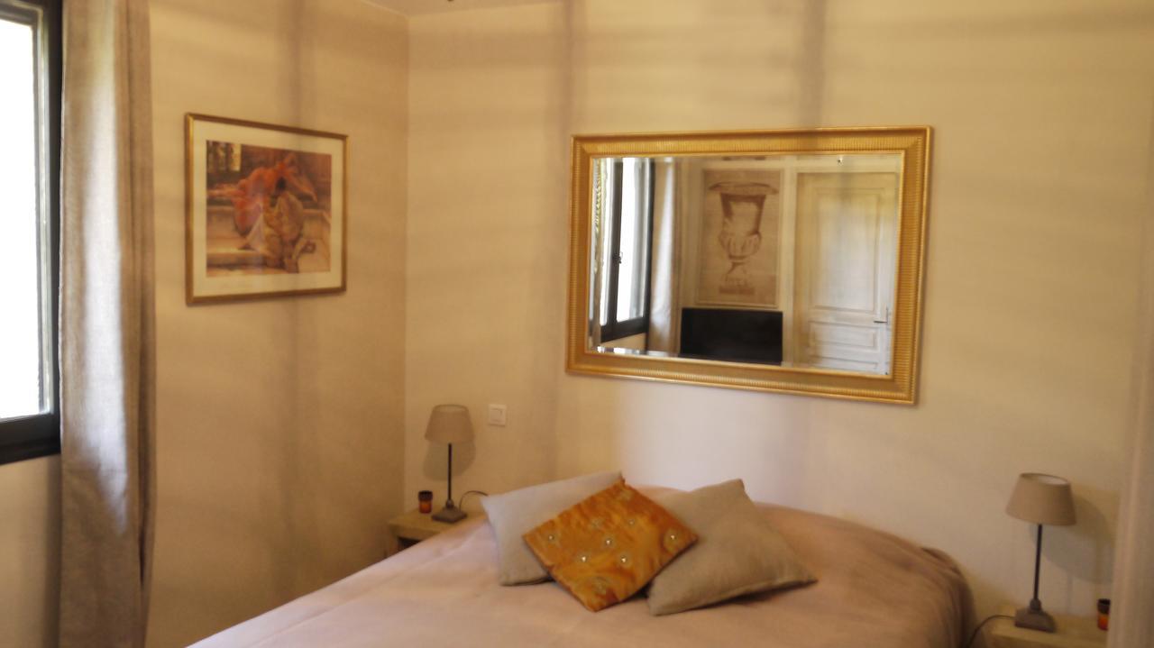 Bed and Breakfast Longo Mai Sillans-la Cascade Exterior foto