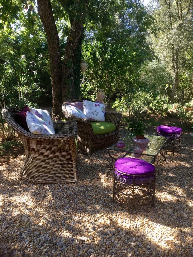 Bed and Breakfast Longo Mai Sillans-la Cascade Exterior foto